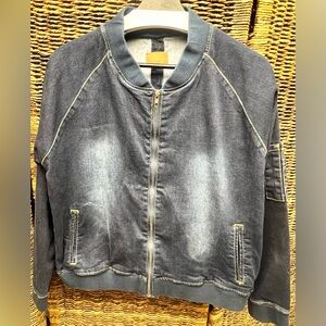 Judy Blue Bomber Denim Jacket with Tan Patch, Estimated size: Medium‎
